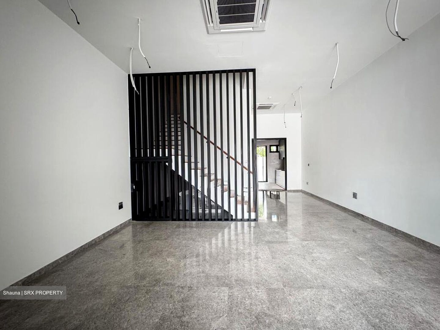 Lorong H Telok Kurau (D15), Terrace #495851631